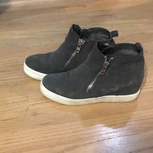 Steve Madden Wedge Sneakers 8.5